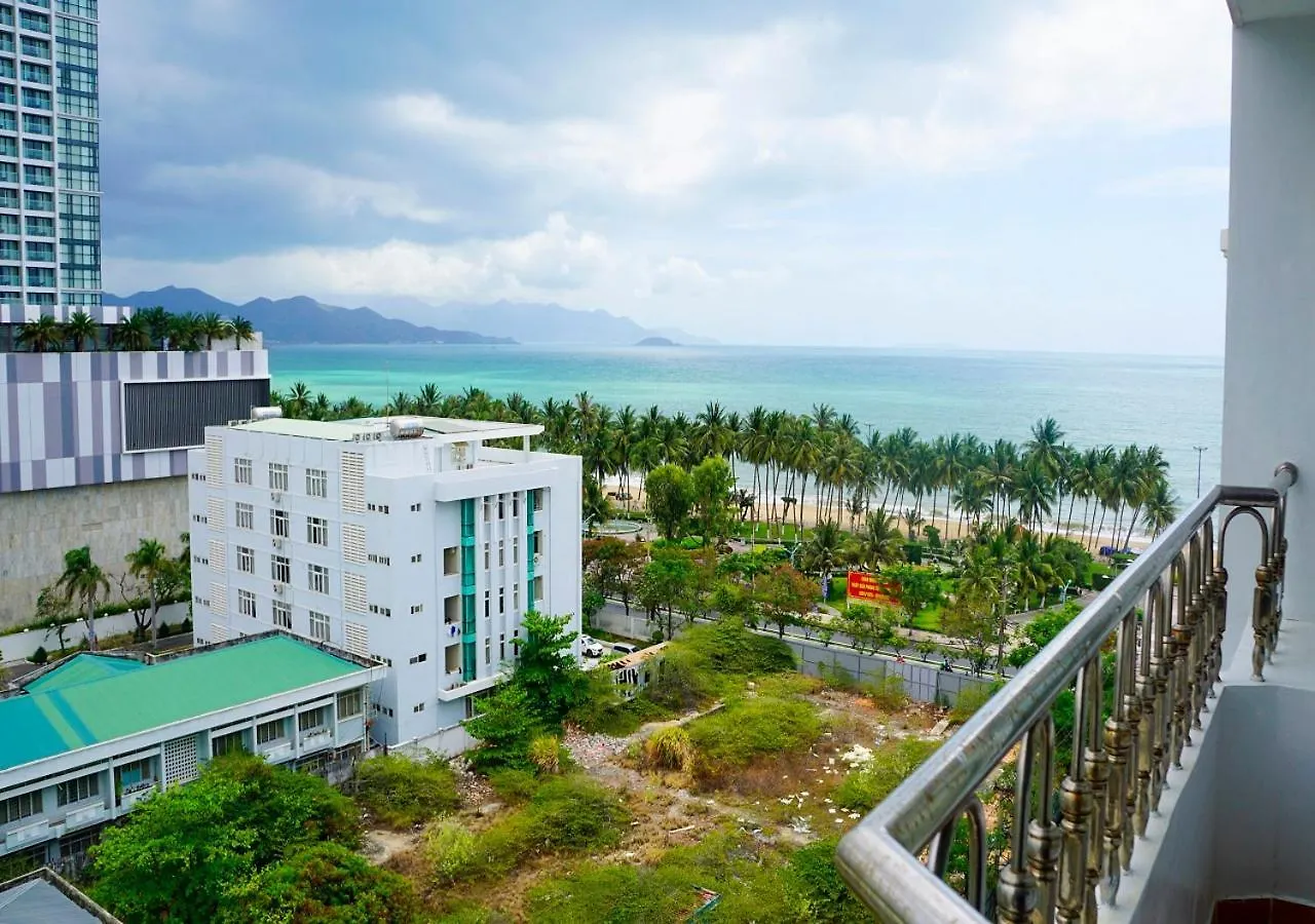 **  Nguyen Kim - Nha Trang Otel Vietnam